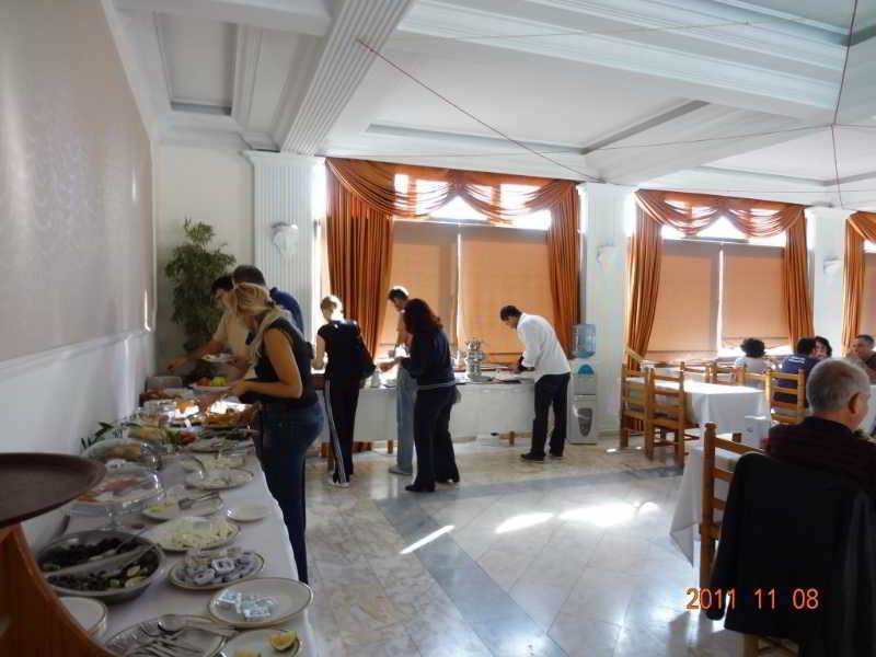 Club Z Hotel Kyrenia  Exterior photo